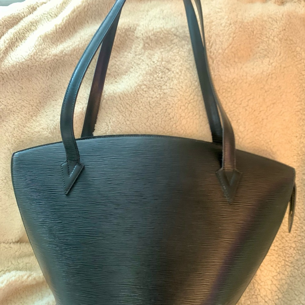 Louis Vuitton Elegant Black Tote
